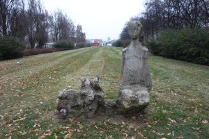 What is the origin and meaning of this sculpture? Why is it in the newly named Square of the Righteous among Nations of the World?